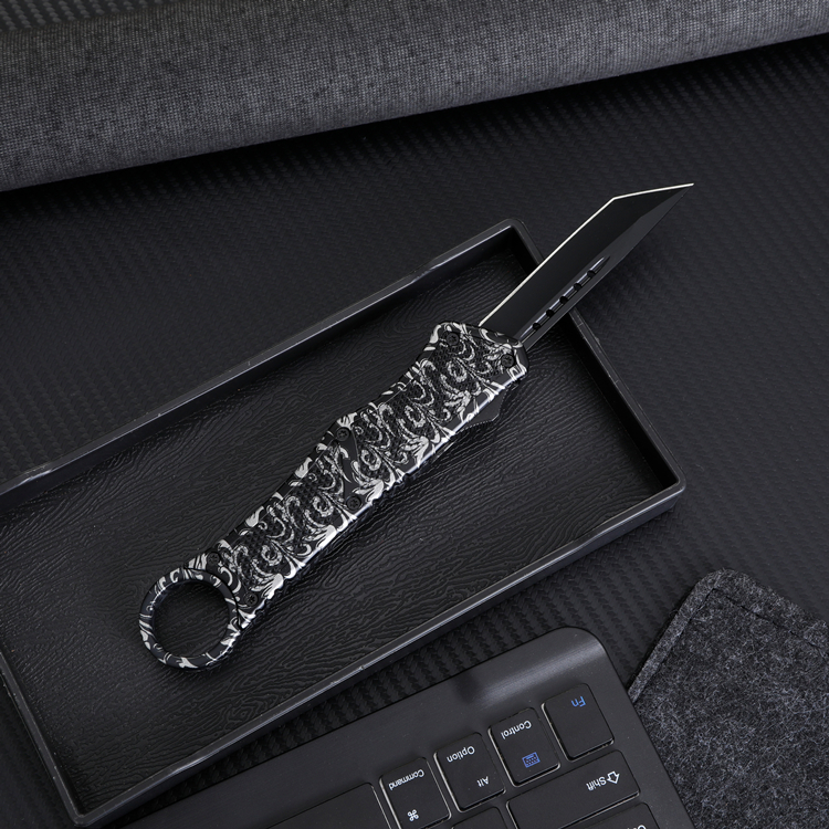 Coltello OTF in vendita